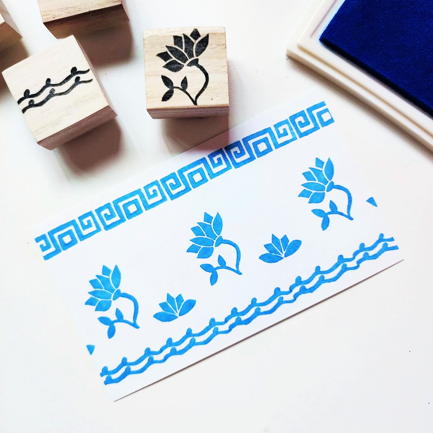 Blue-and-white porcelain rubber stamp set